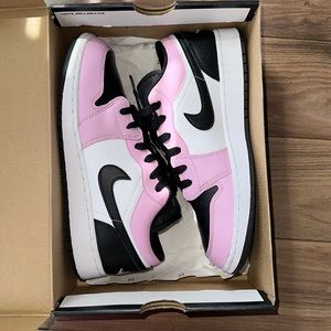 JORDAN 1 LOWS GRADE SCHOOL.